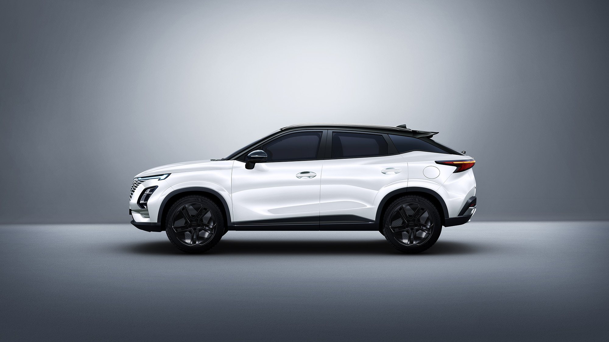 OMODA C5 HEV